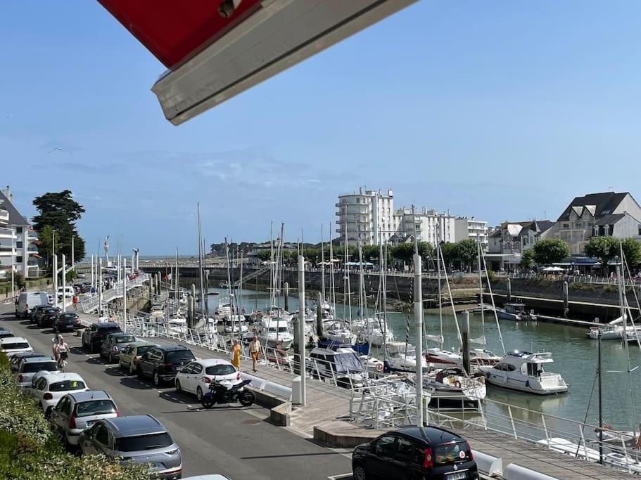 Bel Appartement Spacieux Et Lumineux Sur Le Port Ла-Боль-Эскублак Экстерьер фото